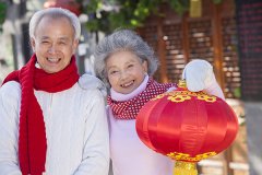 中老年人喝哪种奶粉好，中老年人喝奶粉有什么好处