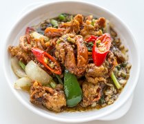 坐月子禁忌吃什么，坐月子的4大禁忌食物