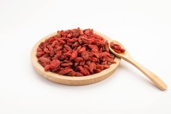红参和枸杞可以一起泡水喝吗，红参能和蜂蜜一起喝吗
