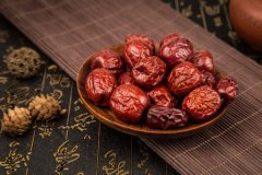 莲子和什么熬粥最好，莲子粥的最佳做法
