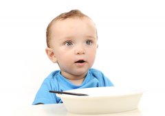宝宝能喝绿豆汤吗，宝宝感冒发烧能喝绿豆汤吗