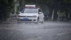 遇到暴雨洪灾怎样自救，遇到暴雨洪灾的4种自救方法